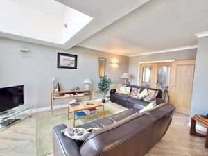 Photo 17- click for photo gallery